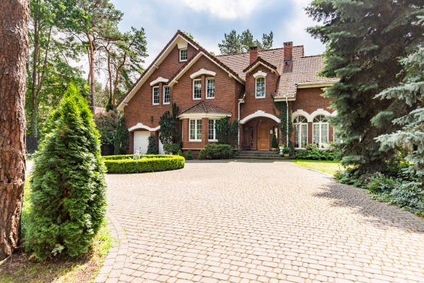 Best Custom Driveway Pavers  in Hallsville, MO